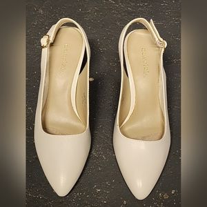 Cabrizi White "Rhonda" Slingback Dress Heel Women's 7M - 2009